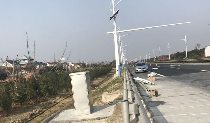 ?2017年228國(guó)道如東栟茶公路運(yùn)輸車(chē)輛動(dòng)態(tài)稱重檢測(cè)管理系統(tǒng)施工監(jiān)理項(xiàng)目